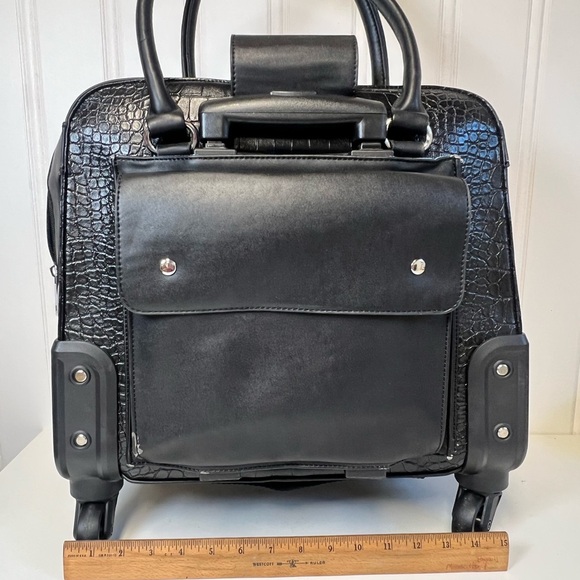 Hang Black Croc-Embossed Carry-on Rolling Bag in Black - Picture 6 of 11
